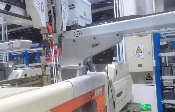 info-700-450 info-700-450